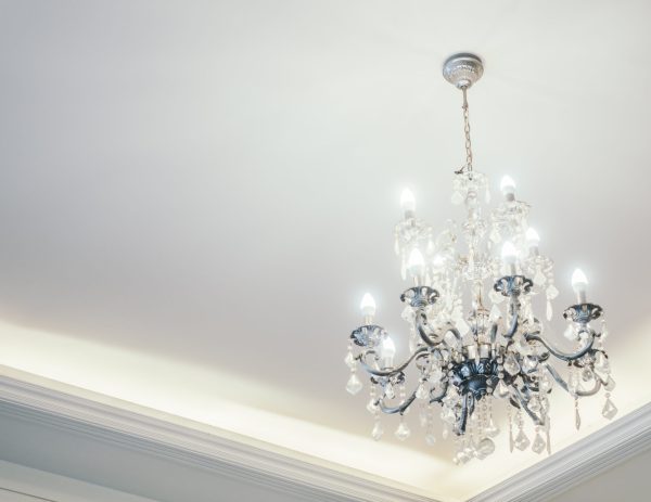 Chandelier decoration in living room interior - Vintage light Filter